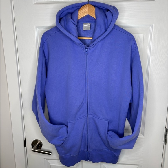 Aritzia Boyfriend Zip Up hoodie - Picture 1 of 3